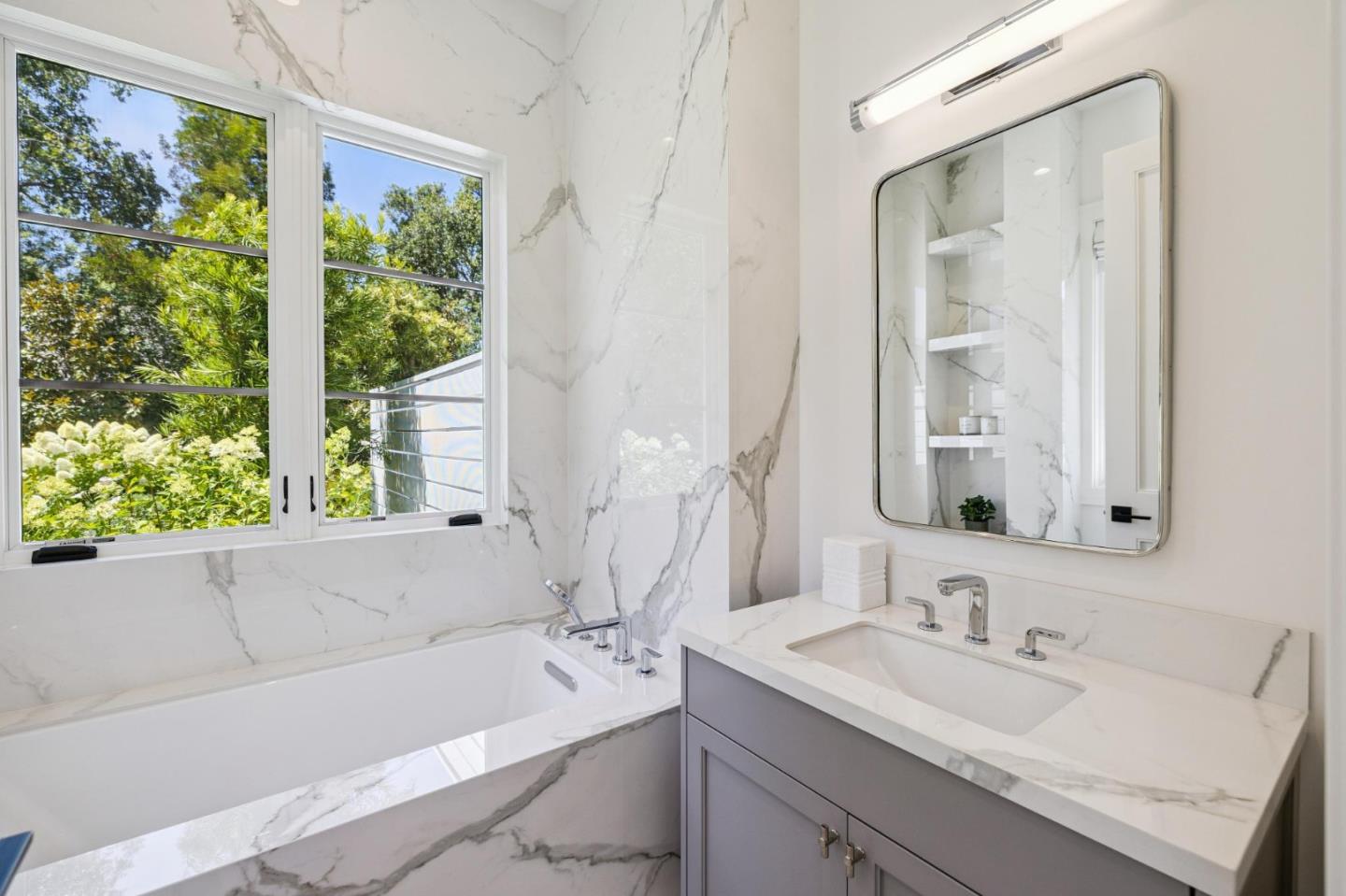 Detail Gallery Image 67 of 92 For 55 Irving Ave, Atherton,  CA 94027 - 8 Beds | 9/2 Baths