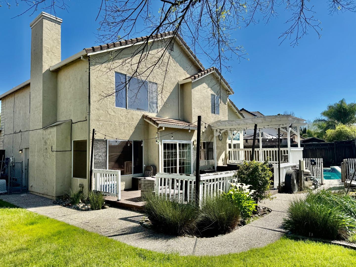 Detail Gallery Image 14 of 17 For 1380 Parkside Dr, Tracy,  CA 95376 - 4 Beds | 2/1 Baths