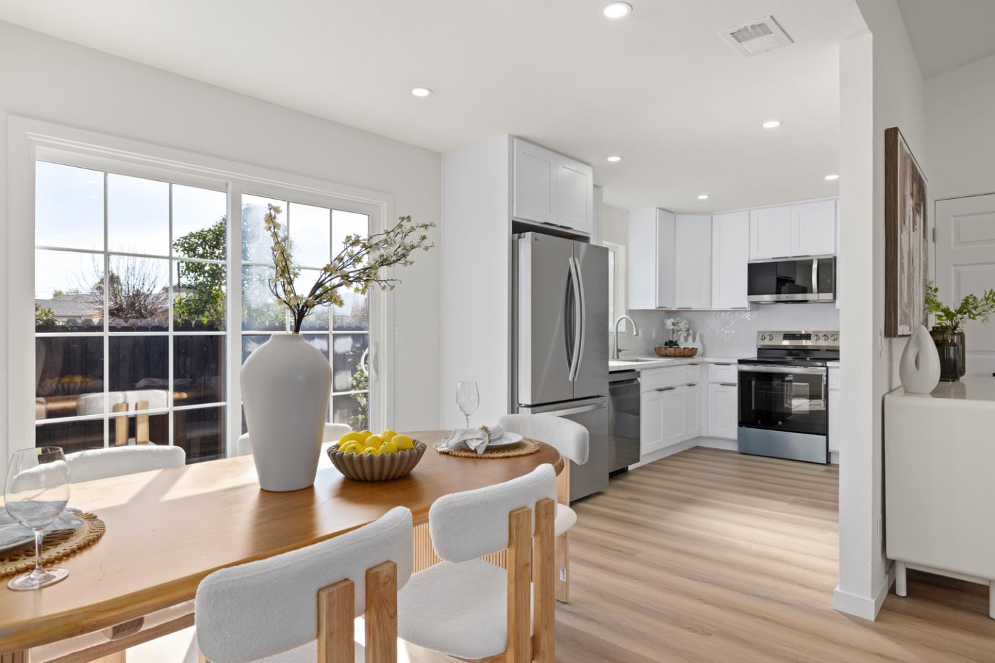 Detail Gallery Image 11 of 32 For 1748 Cooley, San Jose,  CA 95116 - 3 Beds | 2 Baths