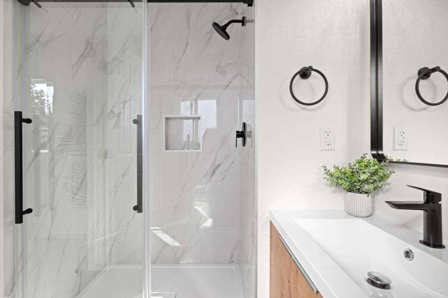 Detail Gallery Image 25 of 32 For 1748 Cooley, San Jose,  CA 95116 - 3 Beds | 2 Baths