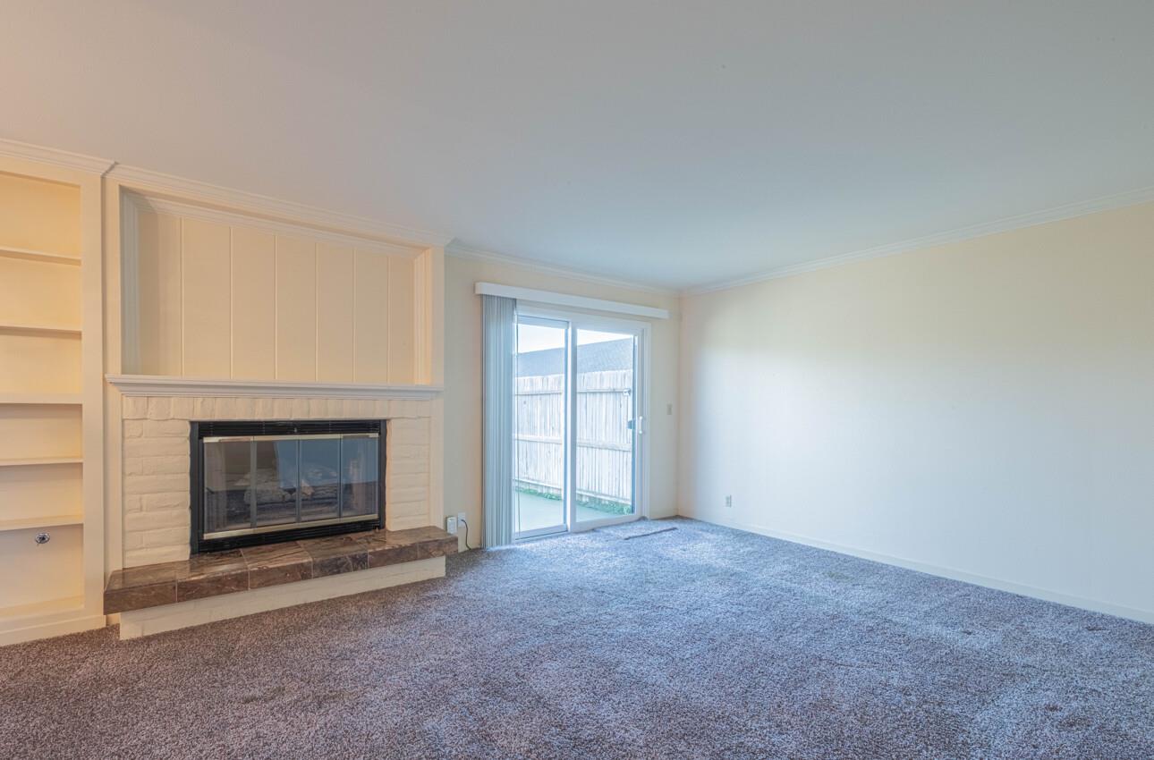 Detail Gallery Image 13 of 40 For 132 Nissen Rd #3,  Salinas,  CA 93901 - 3 Beds | 2 Baths