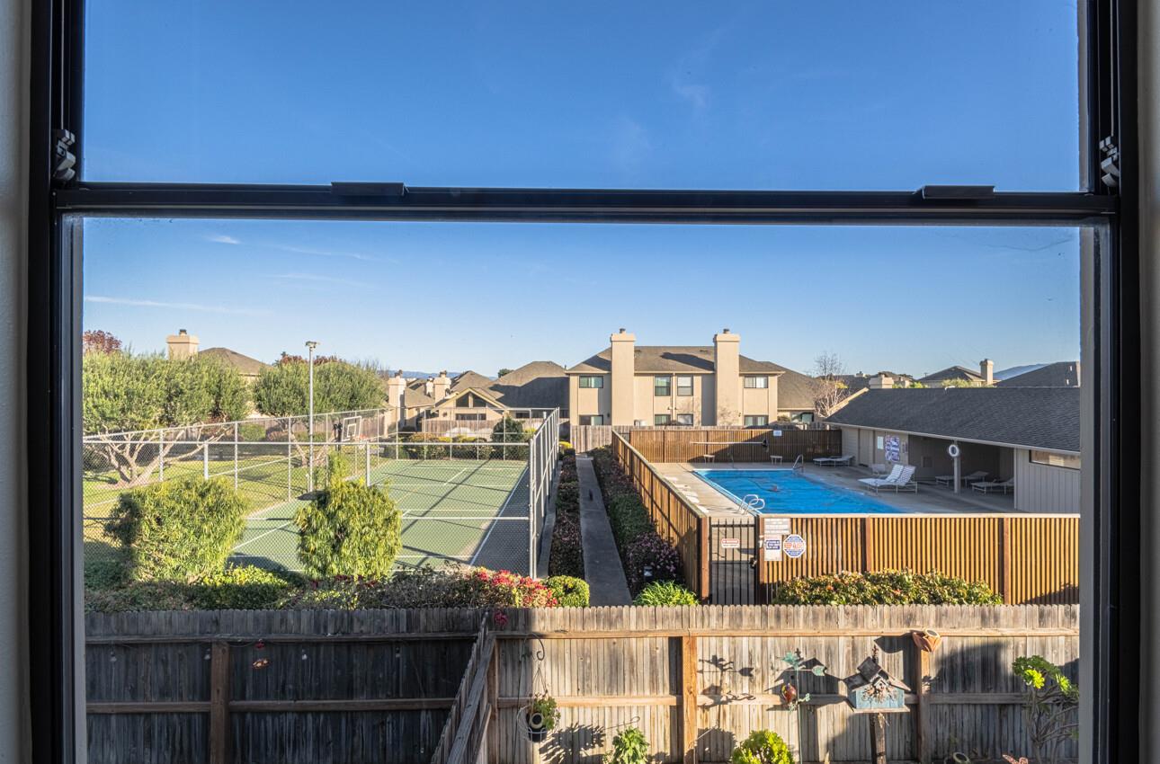 Detail Gallery Image 37 of 40 For 132 Nissen Rd #3,  Salinas,  CA 93901 - 3 Beds | 2 Baths