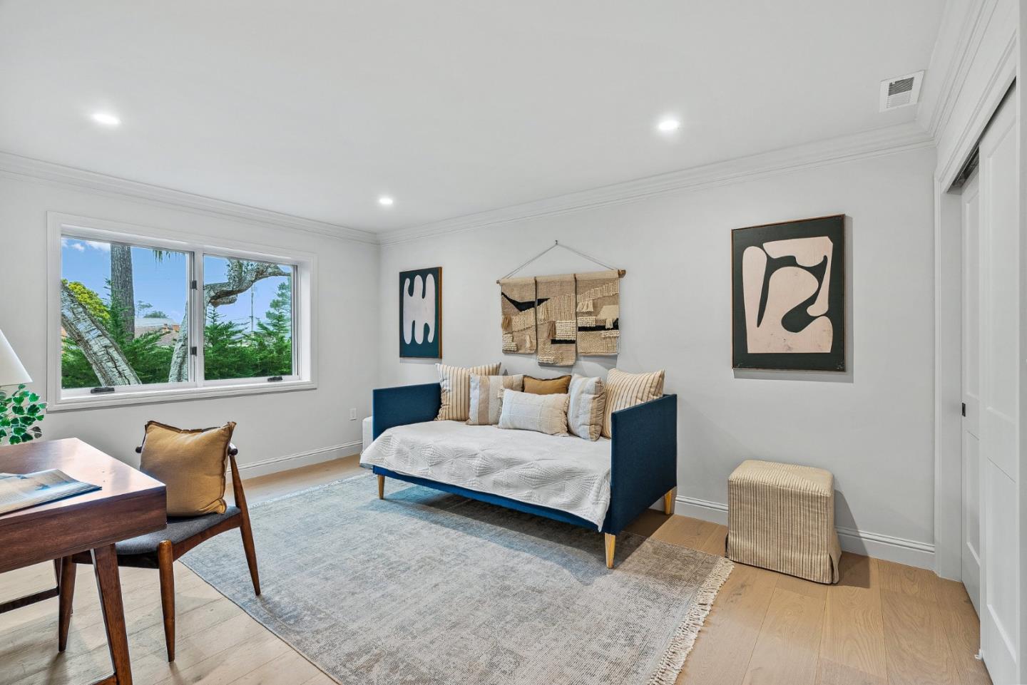 Detail Gallery Image 29 of 37 For 1025 Sombrero Rd, Pebble Beach,  CA 93953 - 4 Beds | 3 Baths