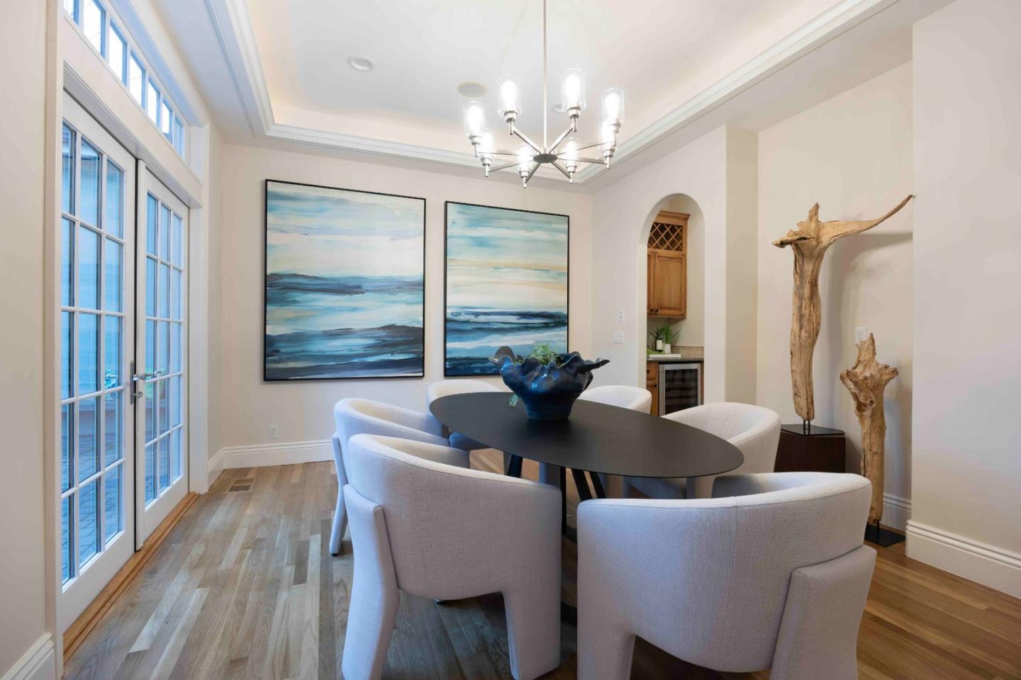 Detail Gallery Image 17 of 33 For 2134 Clayton Dr, Menlo Park,  CA 94025 - 4 Beds | 4 Baths