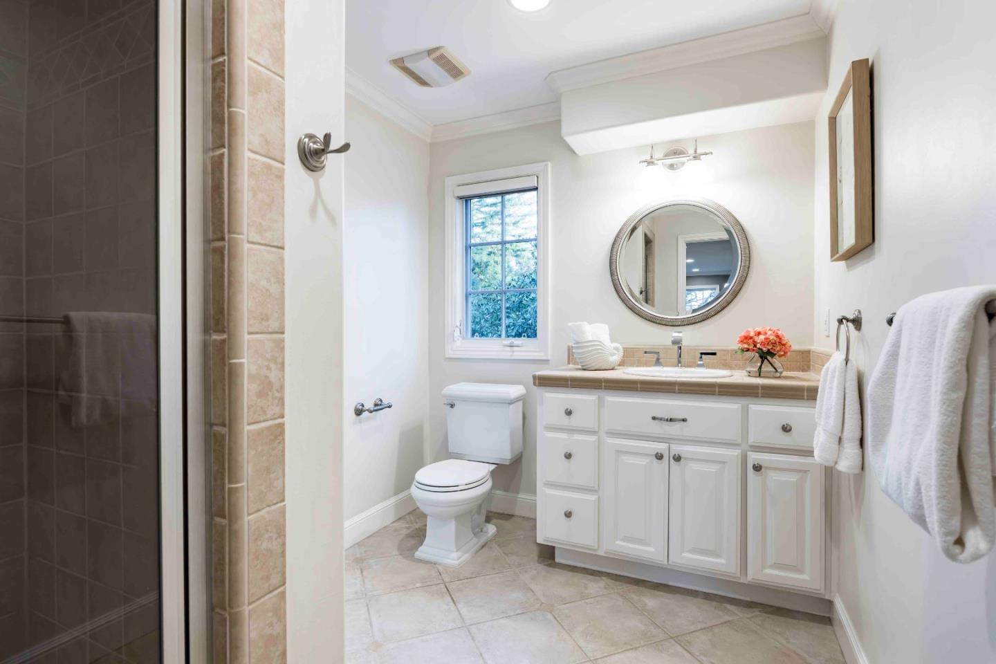 Detail Gallery Image 24 of 33 For 2134 Clayton Dr, Menlo Park,  CA 94025 - 4 Beds | 4 Baths