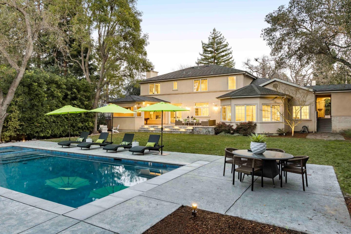 Detail Gallery Image 25 of 33 For 2134 Clayton Dr, Menlo Park,  CA 94025 - 4 Beds | 4 Baths