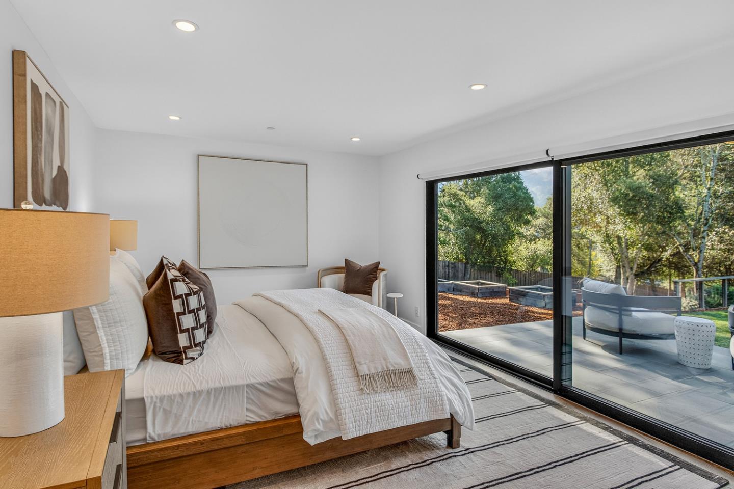 Detail Gallery Image 18 of 57 For 1390 Westridge Dr, Portola Valley,  CA 94028 - 5 Beds | 4/1 Baths