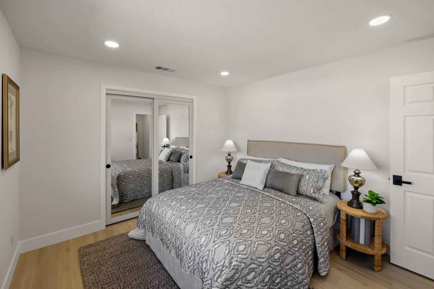 Detail Gallery Image 15 of 25 For 721 Oak St, Monterey,  CA 93940 - 4 Beds | 3 Baths