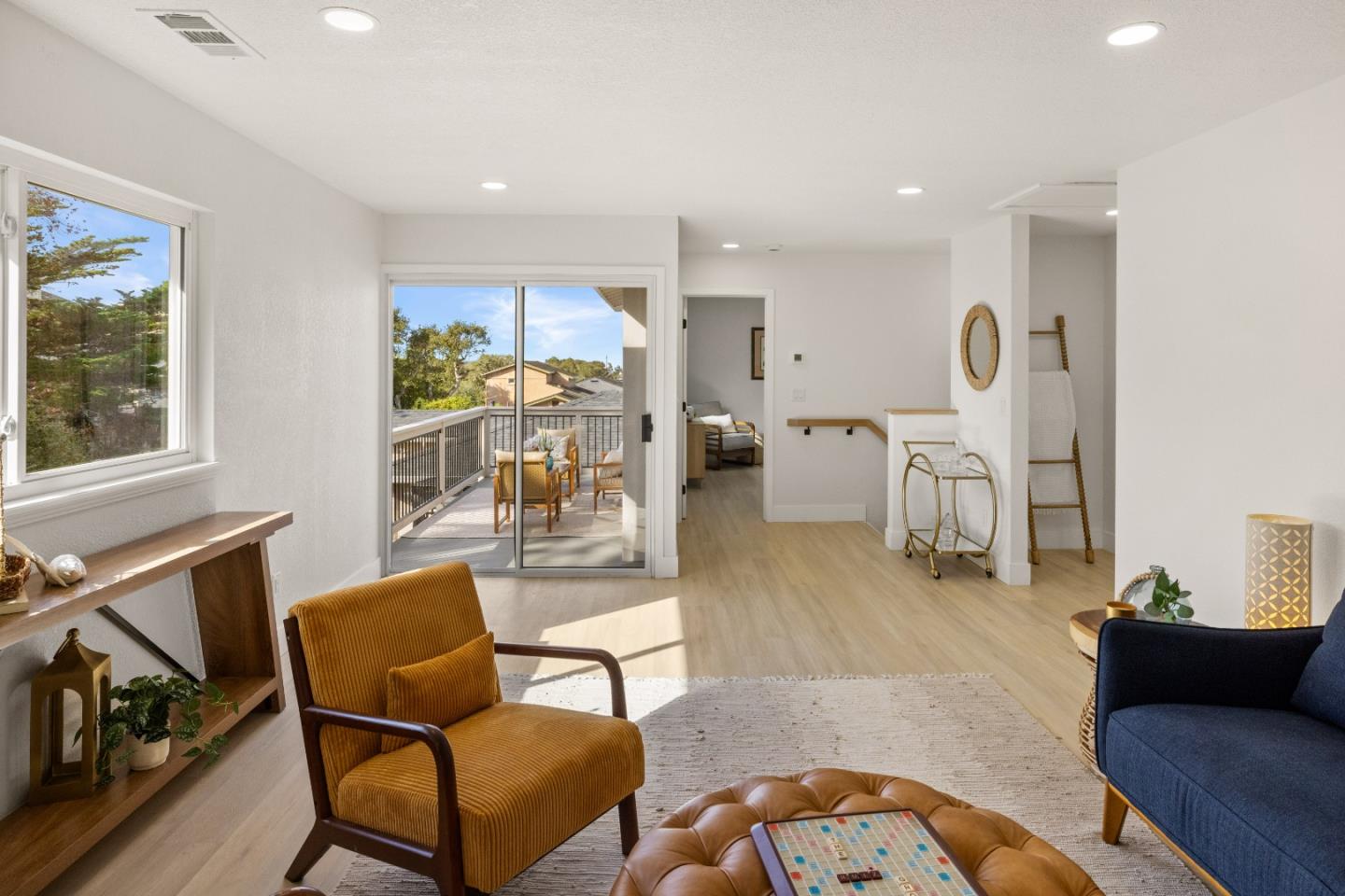 Detail Gallery Image 19 of 25 For 721 Oak St, Monterey,  CA 93940 - 4 Beds | 3 Baths