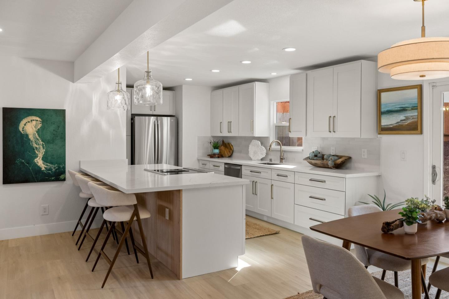 Detail Gallery Image 6 of 25 For 721 Oak St, Monterey,  CA 93940 - 4 Beds | 3 Baths