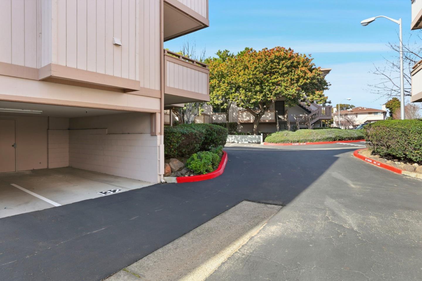 Detail Gallery Image 13 of 19 For 25163 Copa Del Oro Dr #202,  Hayward,  CA 94545 - 1 Beds | 1 Baths