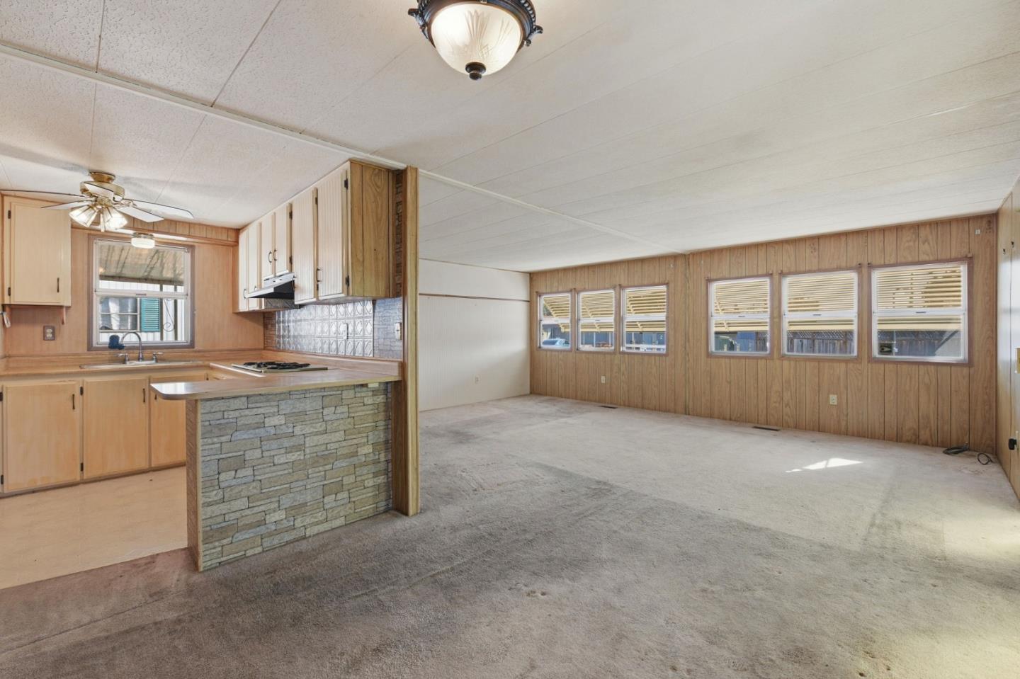 Detail Gallery Image 15 of 39 For 139 Mars Ave #139,  Hayward,  CA 94544 - 2 Beds | 2 Baths