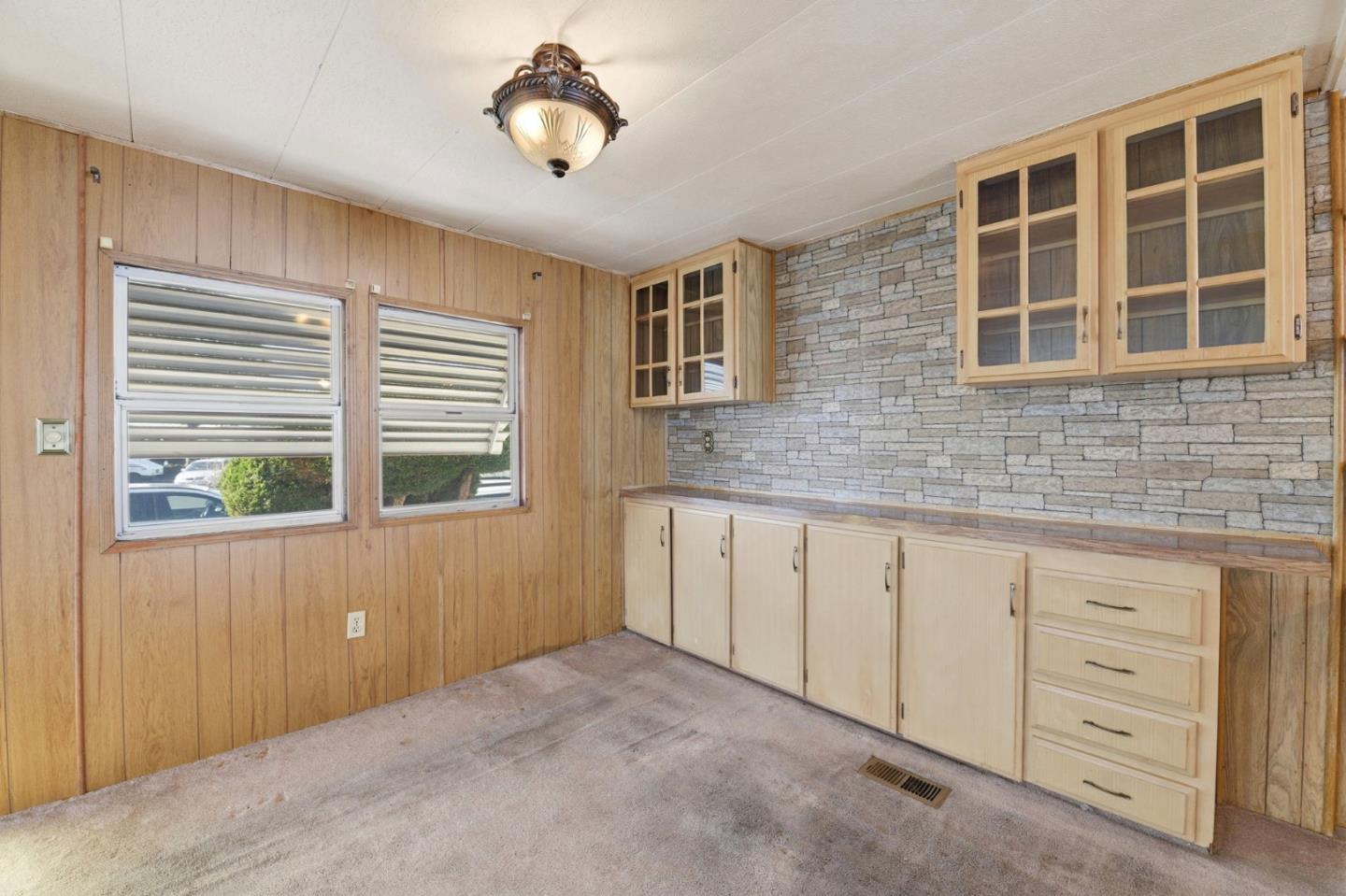 Detail Gallery Image 17 of 39 For 139 Mars Ave #139,  Hayward,  CA 94544 - 2 Beds | 2 Baths