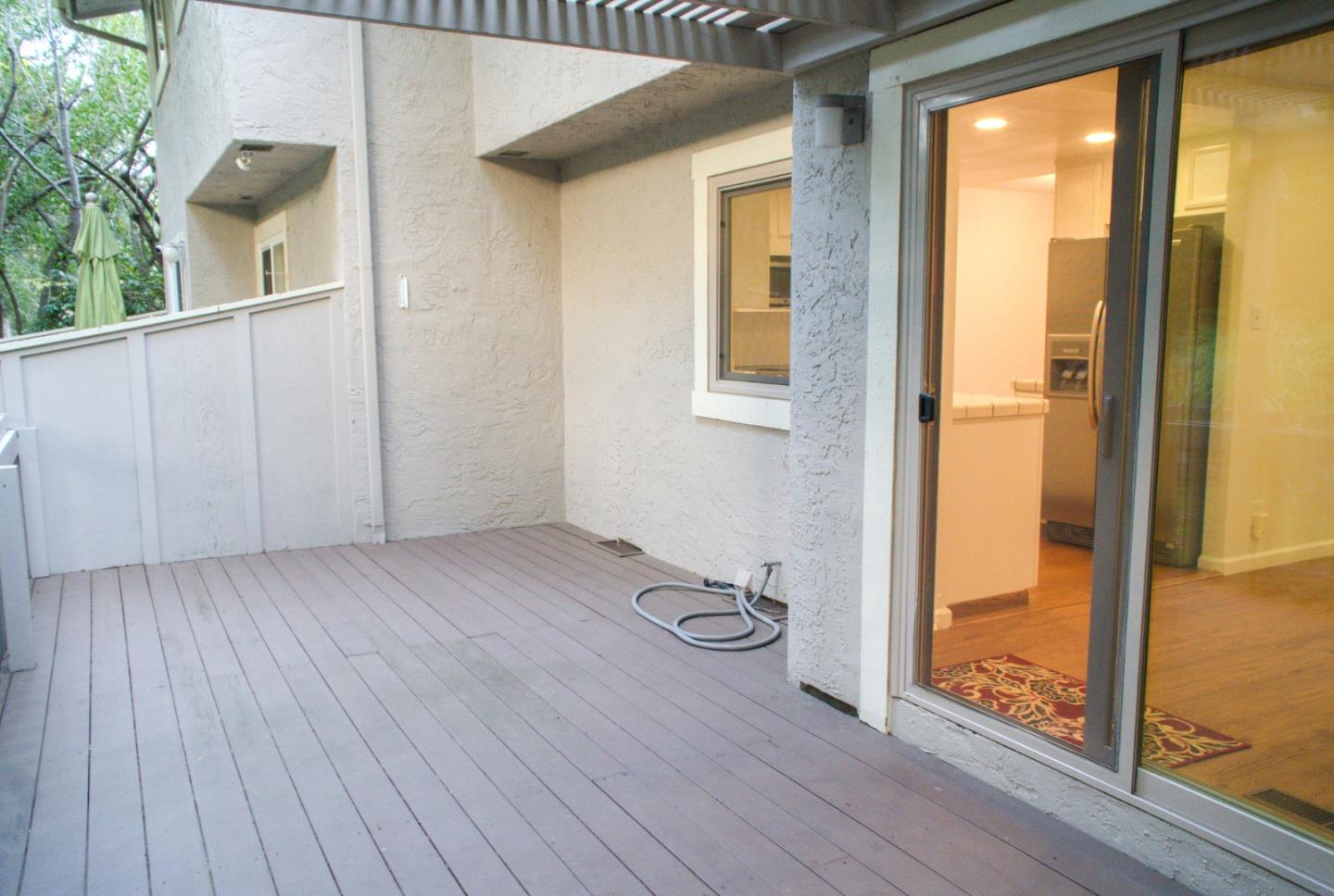 Detail Gallery Image 14 of 24 For 6 Havenridge Ct, San Mateo,  CA 94402 - 3 Beds | 2/1 Baths