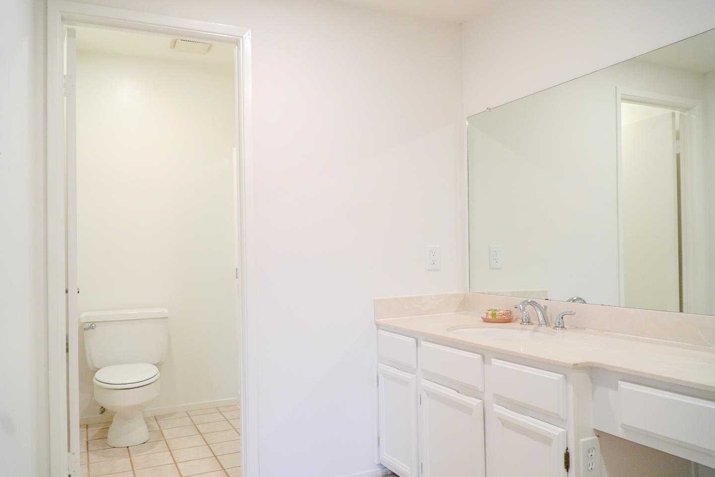 Detail Gallery Image 19 of 24 For 6 Havenridge Ct, San Mateo,  CA 94402 - 3 Beds | 2/1 Baths