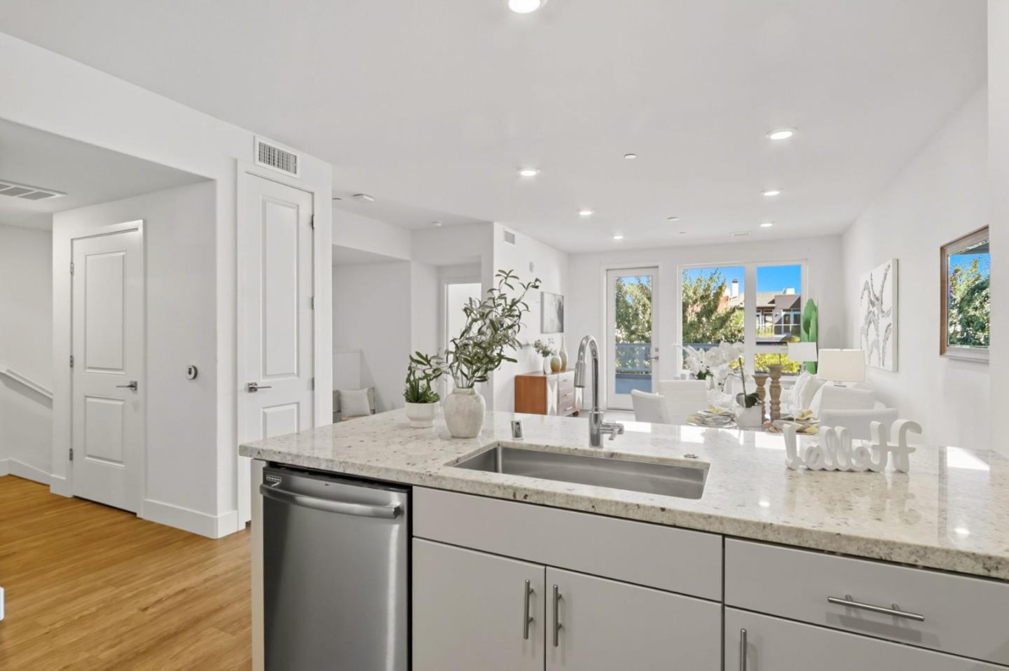 Detail Gallery Image 10 of 42 For 5951 Sunstone Dr #208,  San Jose,  CA 95123 - 2 Beds | 2 Baths