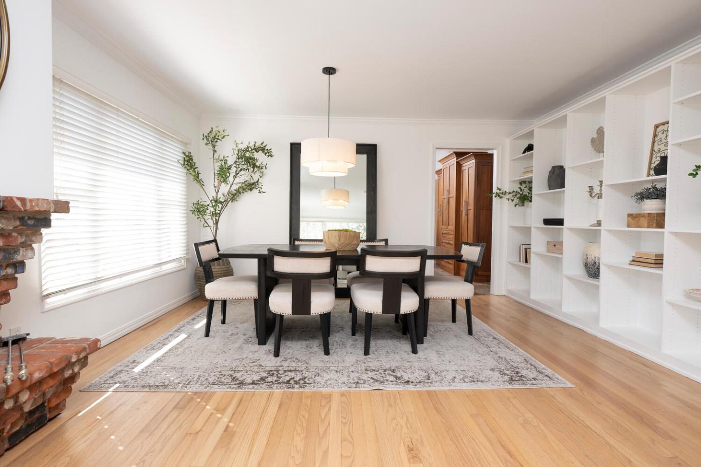 Detail Gallery Image 11 of 46 For 103 Northam Ave, San Carlos,  CA 94070 - 4 Beds | 4 Baths