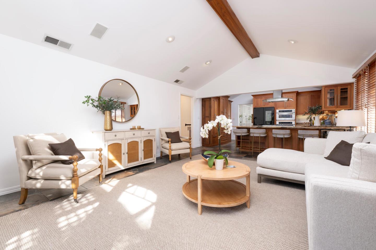 Detail Gallery Image 17 of 46 For 103 Northam Ave, San Carlos,  CA 94070 - 4 Beds | 4 Baths