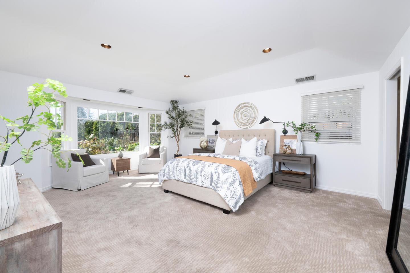 Detail Gallery Image 19 of 46 For 103 Northam Ave, San Carlos,  CA 94070 - 4 Beds | 4 Baths