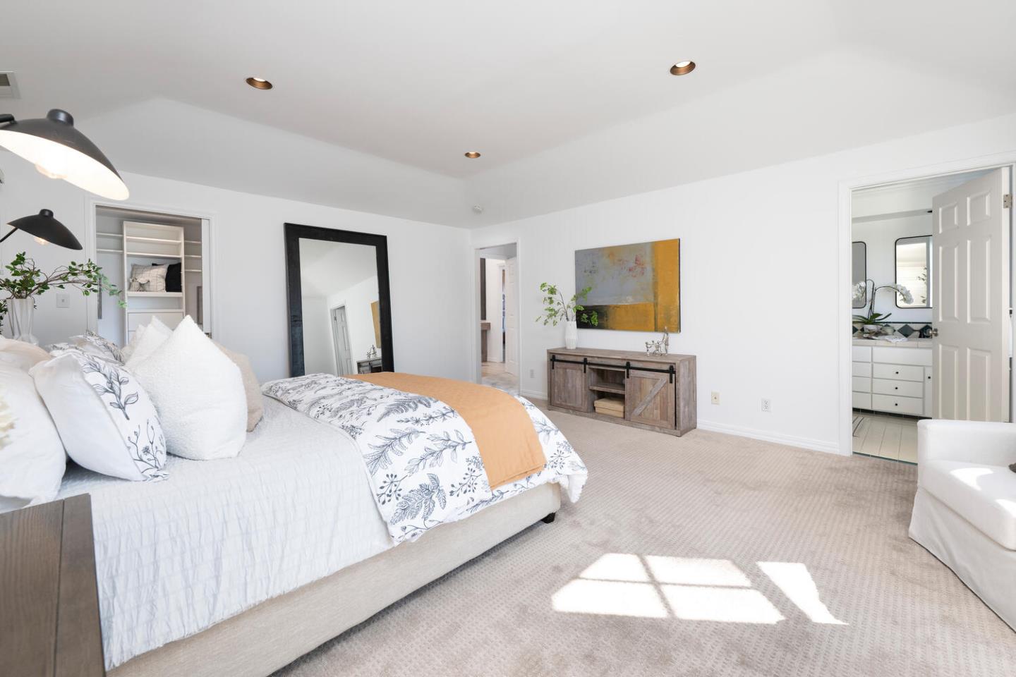 Detail Gallery Image 20 of 46 For 103 Northam Ave, San Carlos,  CA 94070 - 4 Beds | 4 Baths