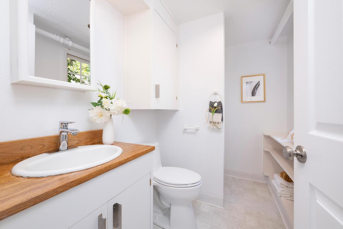 Detail Gallery Image 30 of 46 For 103 Northam Ave, San Carlos,  CA 94070 - 4 Beds | 4 Baths