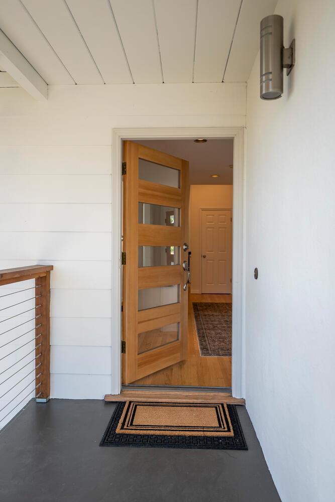 Detail Gallery Image 5 of 46 For 103 Northam Ave, San Carlos,  CA 94070 - 4 Beds | 4 Baths