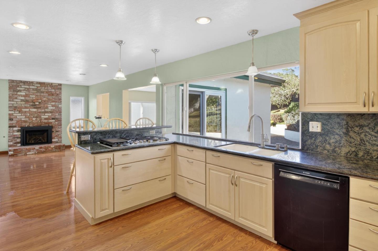 Detail Gallery Image 16 of 41 For 9570 S Century Oak Rd, Prunedale,  CA 93907 - 3 Beds | 2 Baths