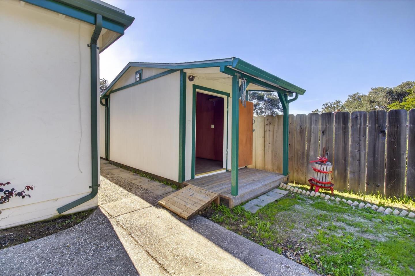 Detail Gallery Image 27 of 41 For 9570 S Century Oak Rd, Prunedale,  CA 93907 - 3 Beds | 2 Baths