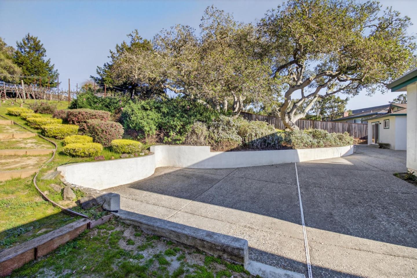 Detail Gallery Image 32 of 41 For 9570 S Century Oak Rd, Prunedale,  CA 93907 - 3 Beds | 2 Baths