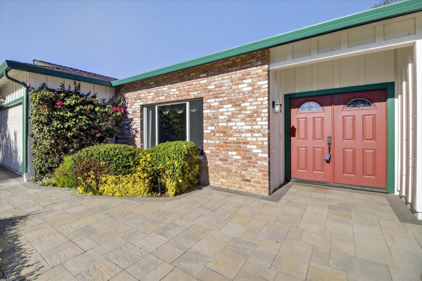 Detail Gallery Image 8 of 41 For 9570 S Century Oak Rd, Prunedale,  CA 93907 - 3 Beds | 2 Baths