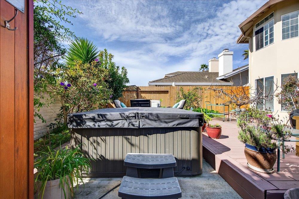 Detail Gallery Image 29 of 42 For 233 Montclair Ln, Salinas,  CA 93906 - 3 Beds | 2/1 Baths