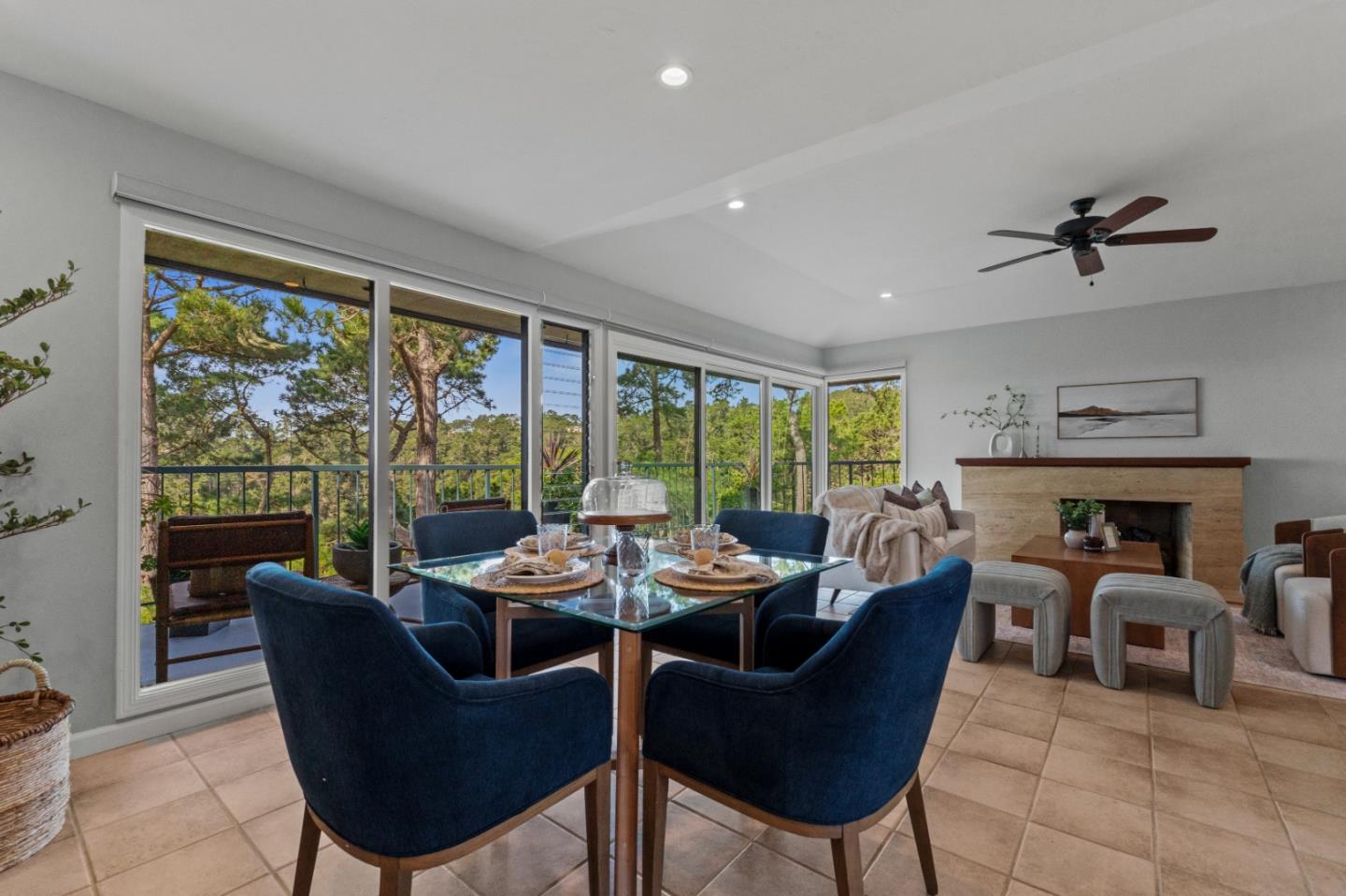 Detail Gallery Image 12 of 62 For 32 Del Mesa Carmel, Carmel,  CA 93923 - 2 Beds | 2 Baths