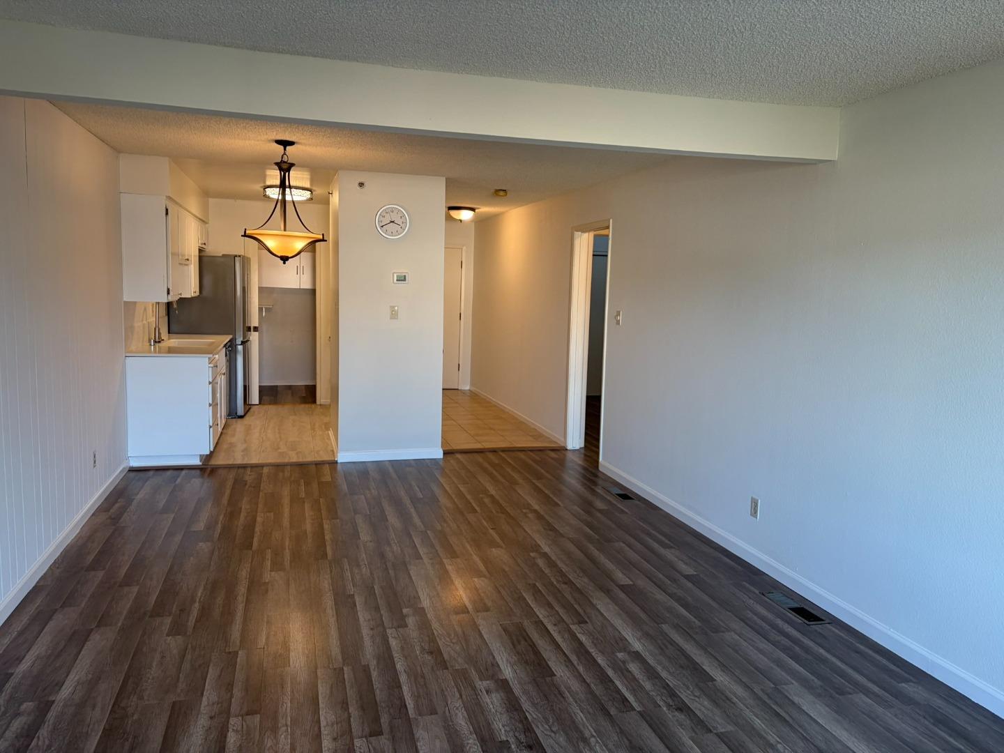 Detail Gallery Image 4 of 15 For 2419 Greendale Dr, South San Francisco,  CA 94080 - 2 Beds | 1 Baths