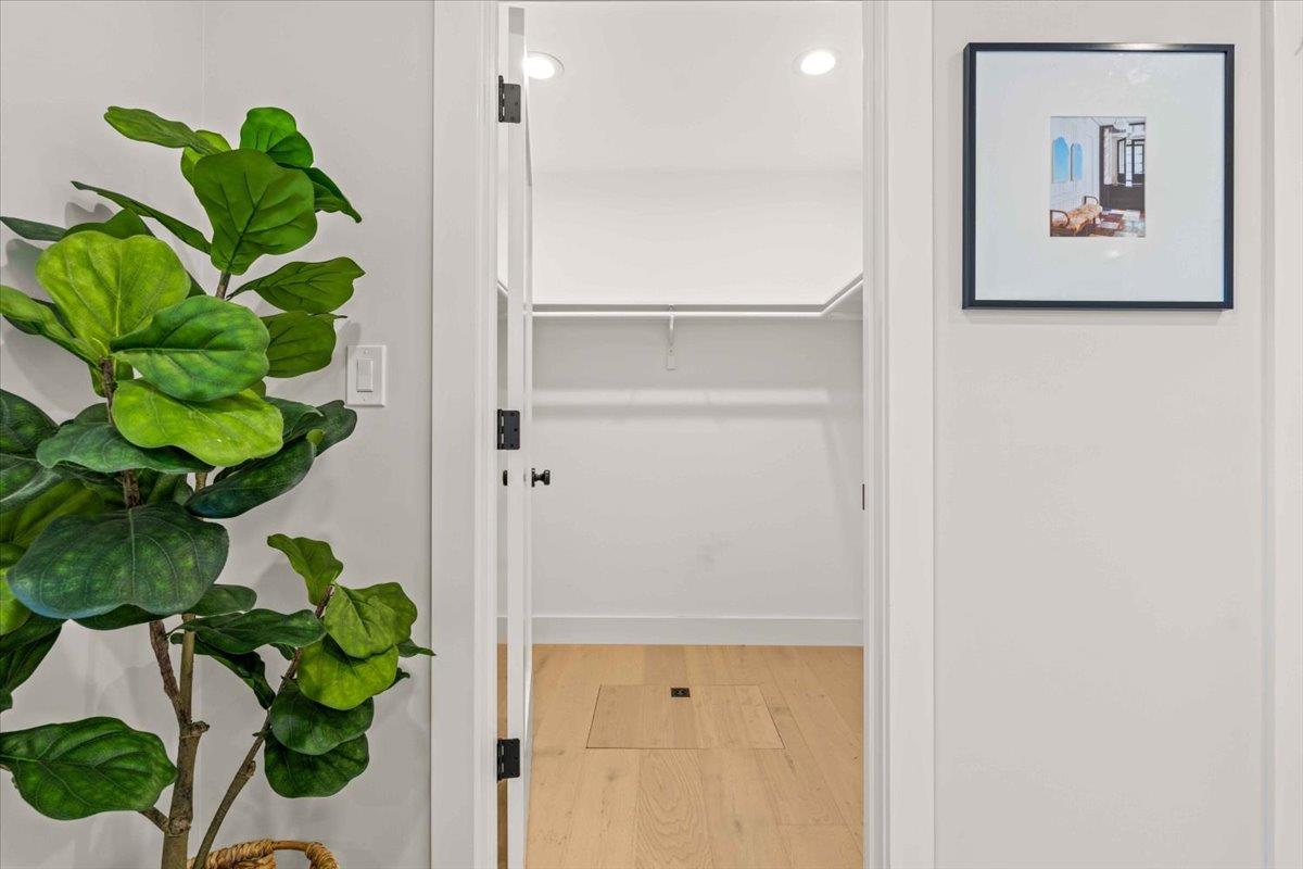 Detail Gallery Image 20 of 52 For 543 Minnesota Ave, San Jose,  CA 95125 - 6 Beds | 4/1 Baths