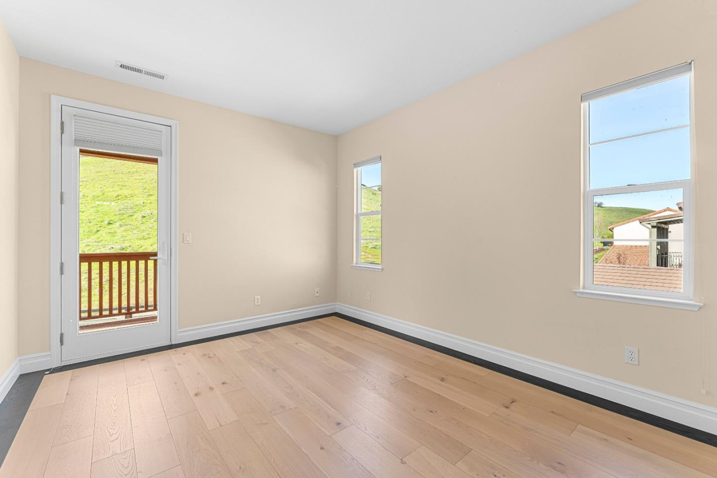 Detail Gallery Image 32 of 59 For 1190 Olympic Ct, Gilroy,  CA 95020 - 5 Beds | 3/1 Baths