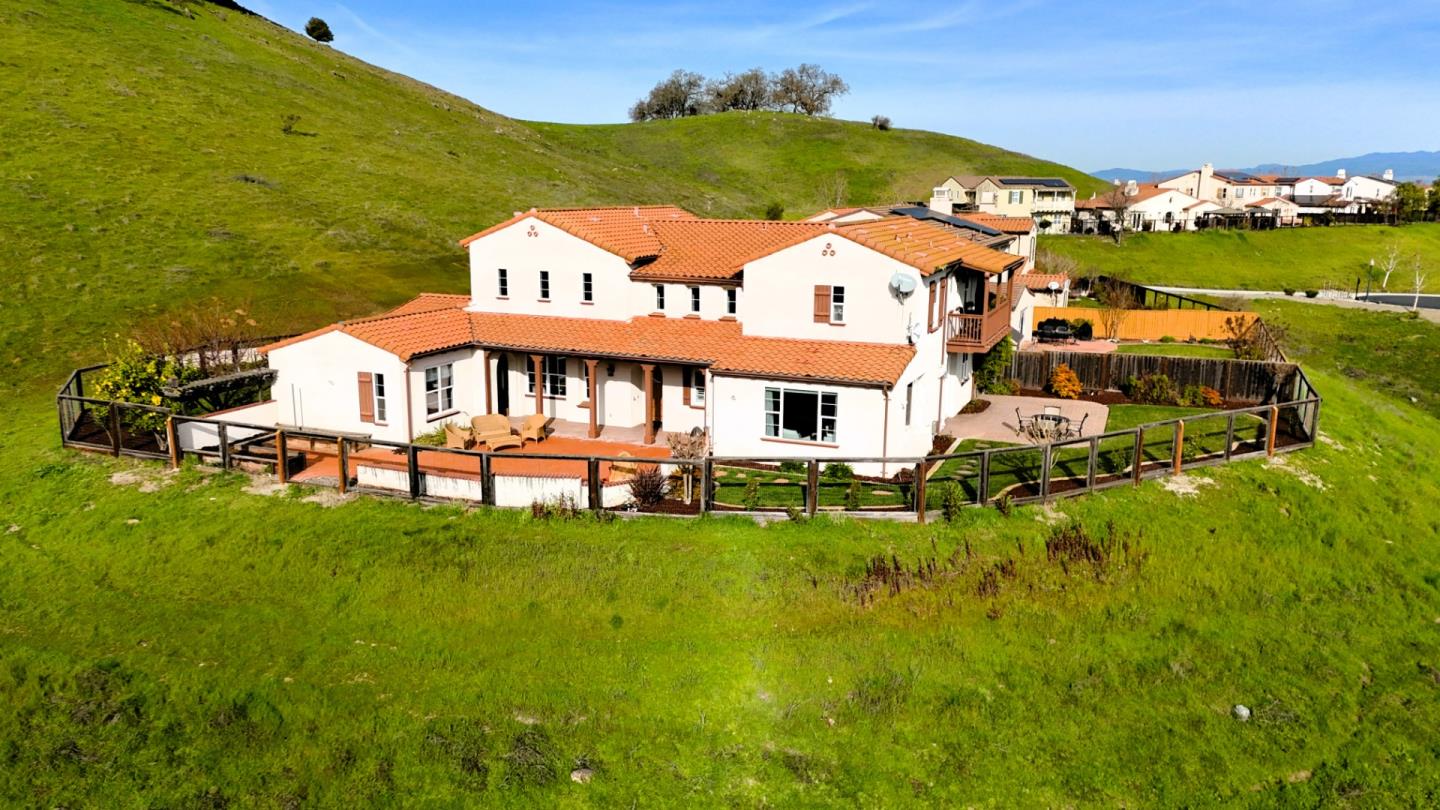 Detail Gallery Image 48 of 59 For 1190 Olympic Ct, Gilroy,  CA 95020 - 5 Beds | 3/1 Baths