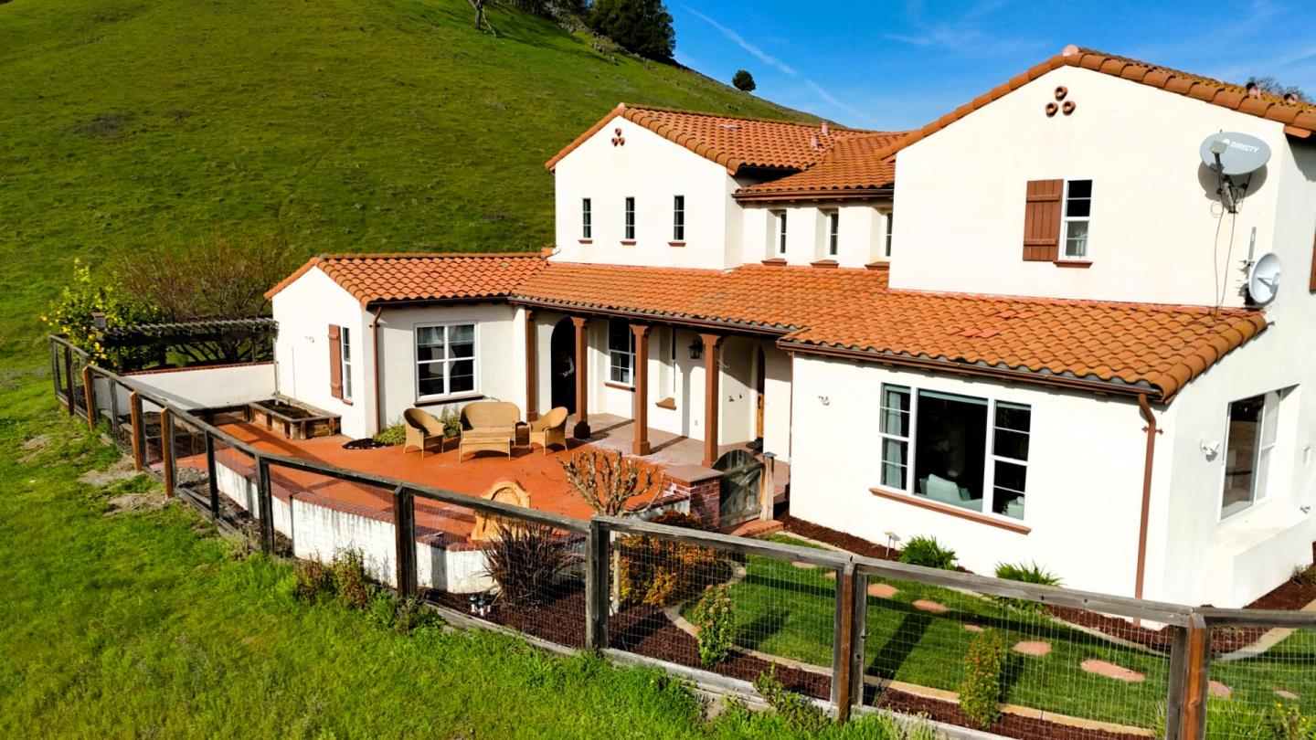 Detail Gallery Image 49 of 59 For 1190 Olympic Ct, Gilroy,  CA 95020 - 5 Beds | 3/1 Baths