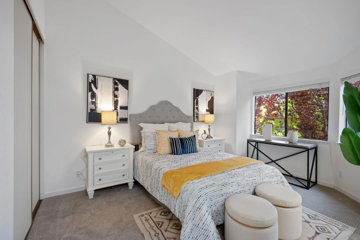 Detail Gallery Image 25 of 38 For 2071 Plymouth St #J,  Mountain View,  CA 94043 - 2 Beds | 2/1 Baths