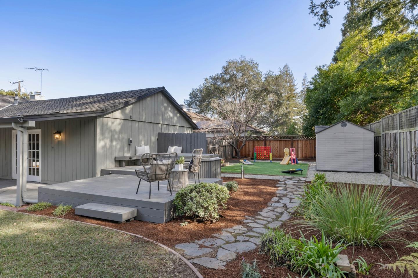 Detail Gallery Image 18 of 40 For 648 Spargur Dr, Los Altos,  CA 94022 - 4 Beds | 3 Baths