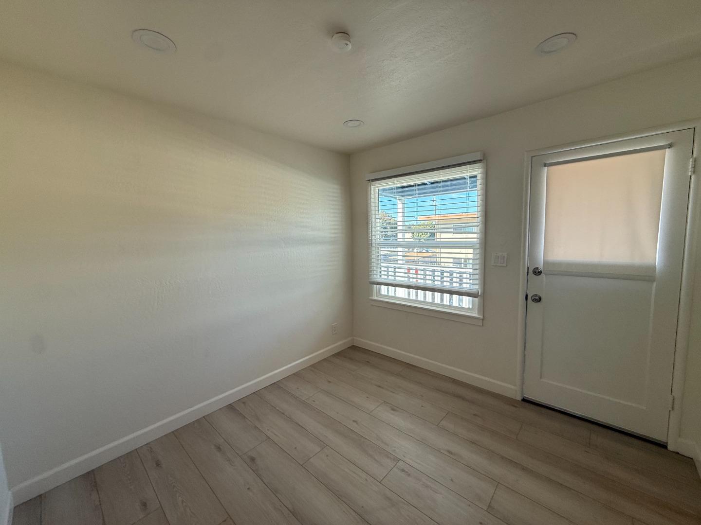 Detail Gallery Image 11 of 15 For 675 Johanna Ave, Sunnyvale,  CA 94085 - – Beds | – Baths