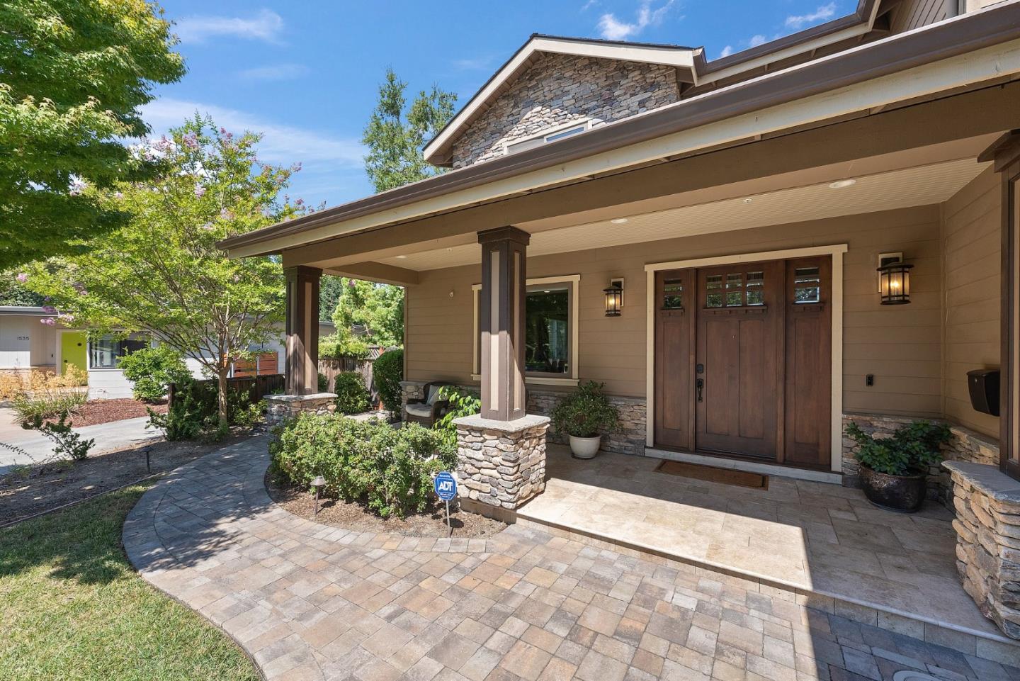 Detail Gallery Image 10 of 112 For 1529 Glenwood Ave, San Jose,  CA 95125 - 5 Beds | 5/1 Baths