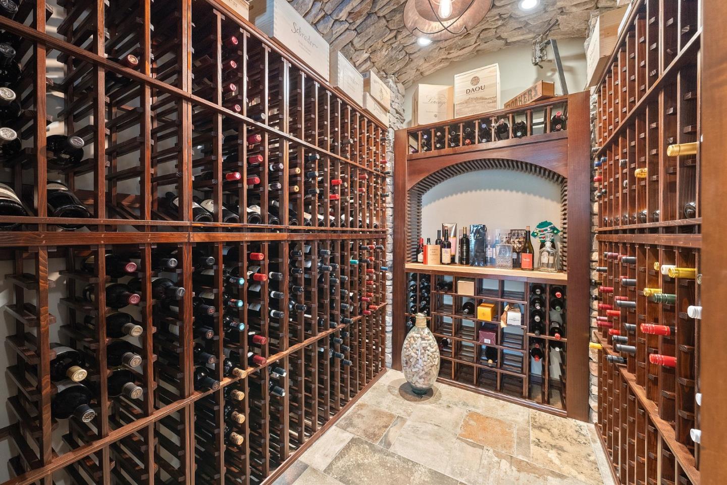 Detail Gallery Image 40 of 112 For 1529 Glenwood Ave, San Jose,  CA 95125 - 5 Beds | 5/1 Baths