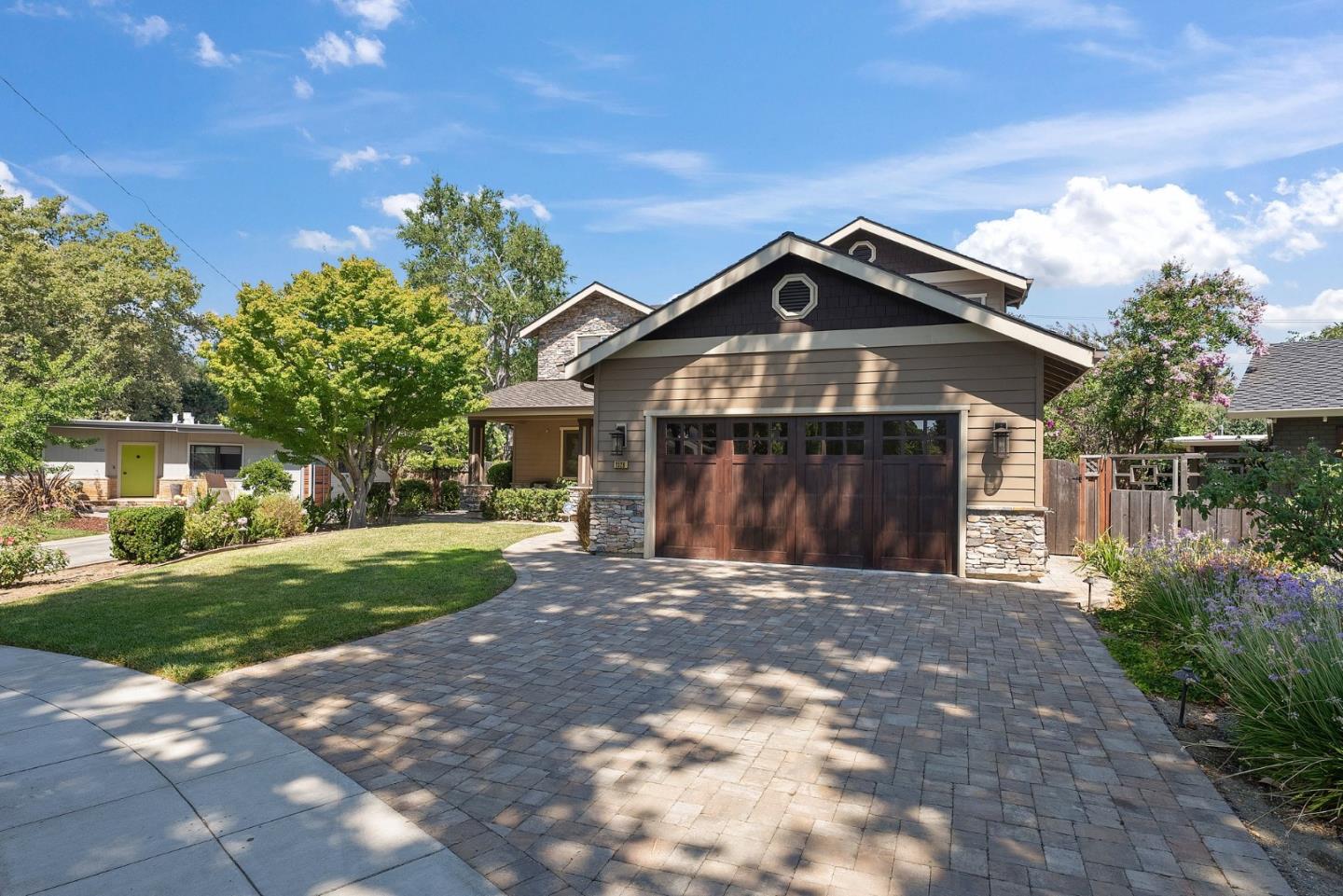 Detail Gallery Image 5 of 112 For 1529 Glenwood Ave, San Jose,  CA 95125 - 5 Beds | 5/1 Baths