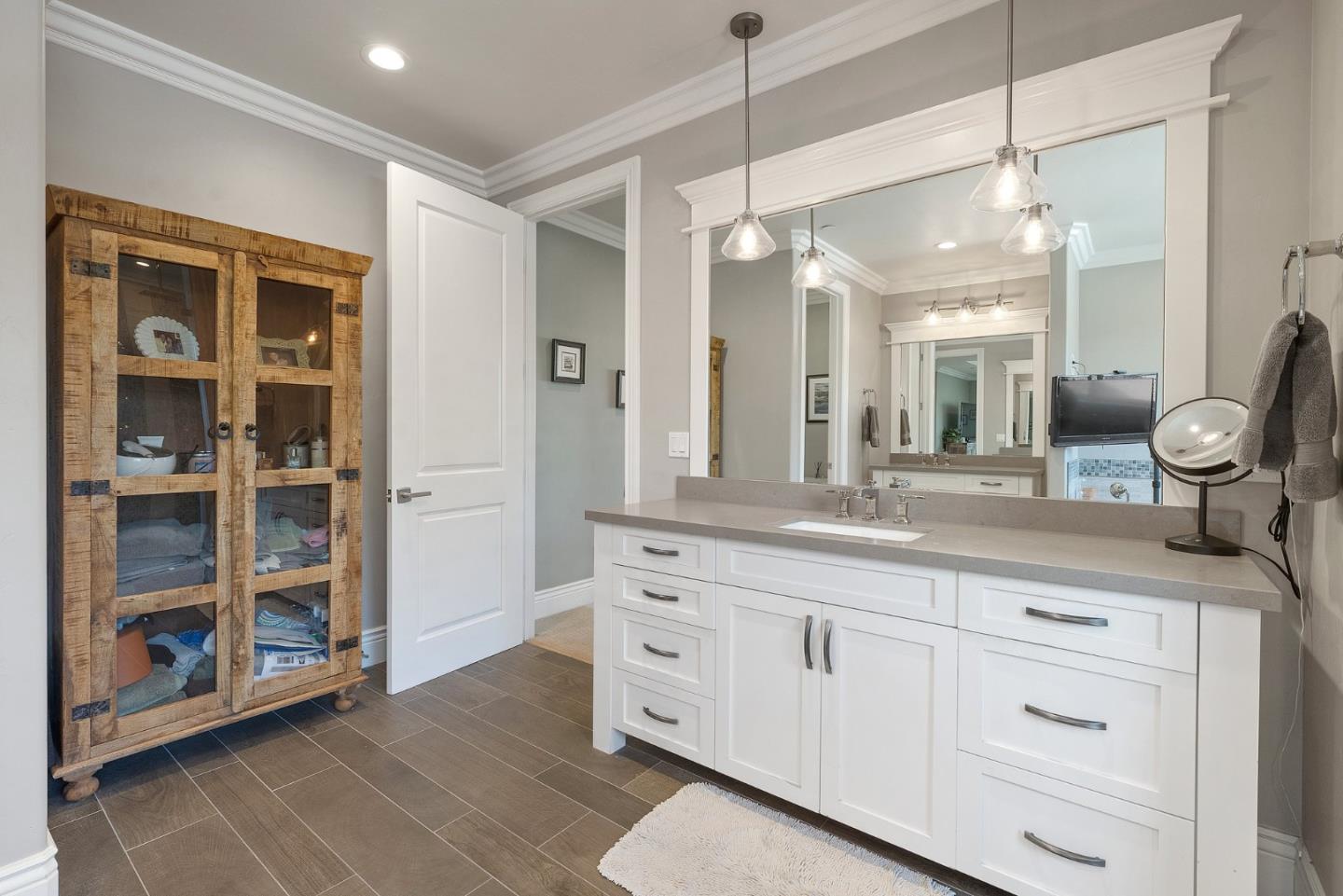 Detail Gallery Image 55 of 112 For 1529 Glenwood Ave, San Jose,  CA 95125 - 5 Beds | 5/1 Baths