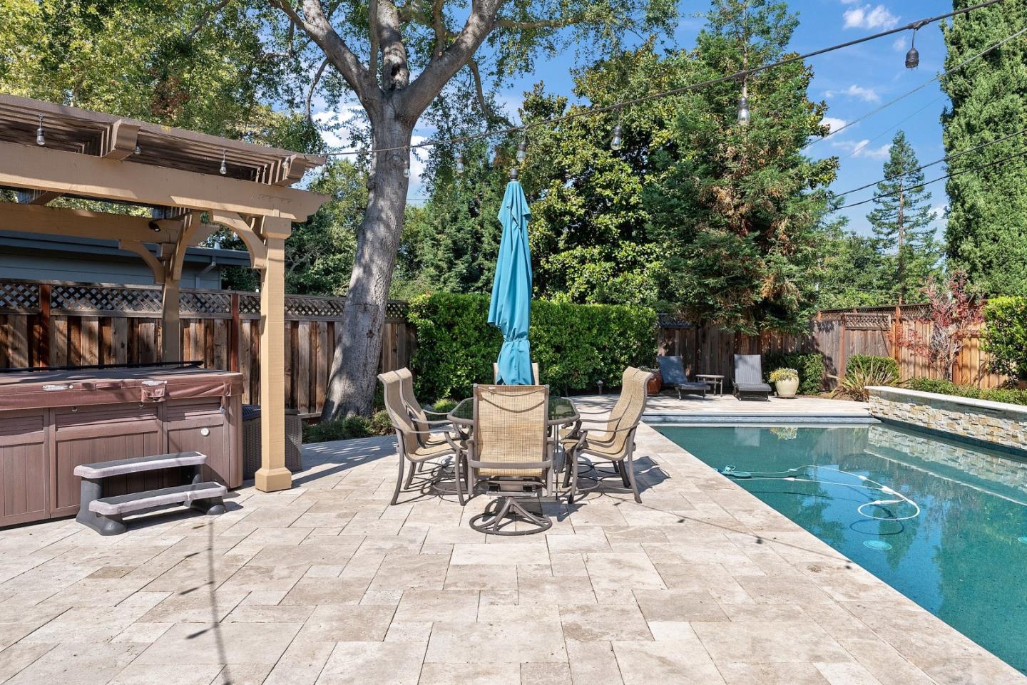 Detail Gallery Image 77 of 112 For 1529 Glenwood Ave, San Jose,  CA 95125 - 5 Beds | 5/1 Baths