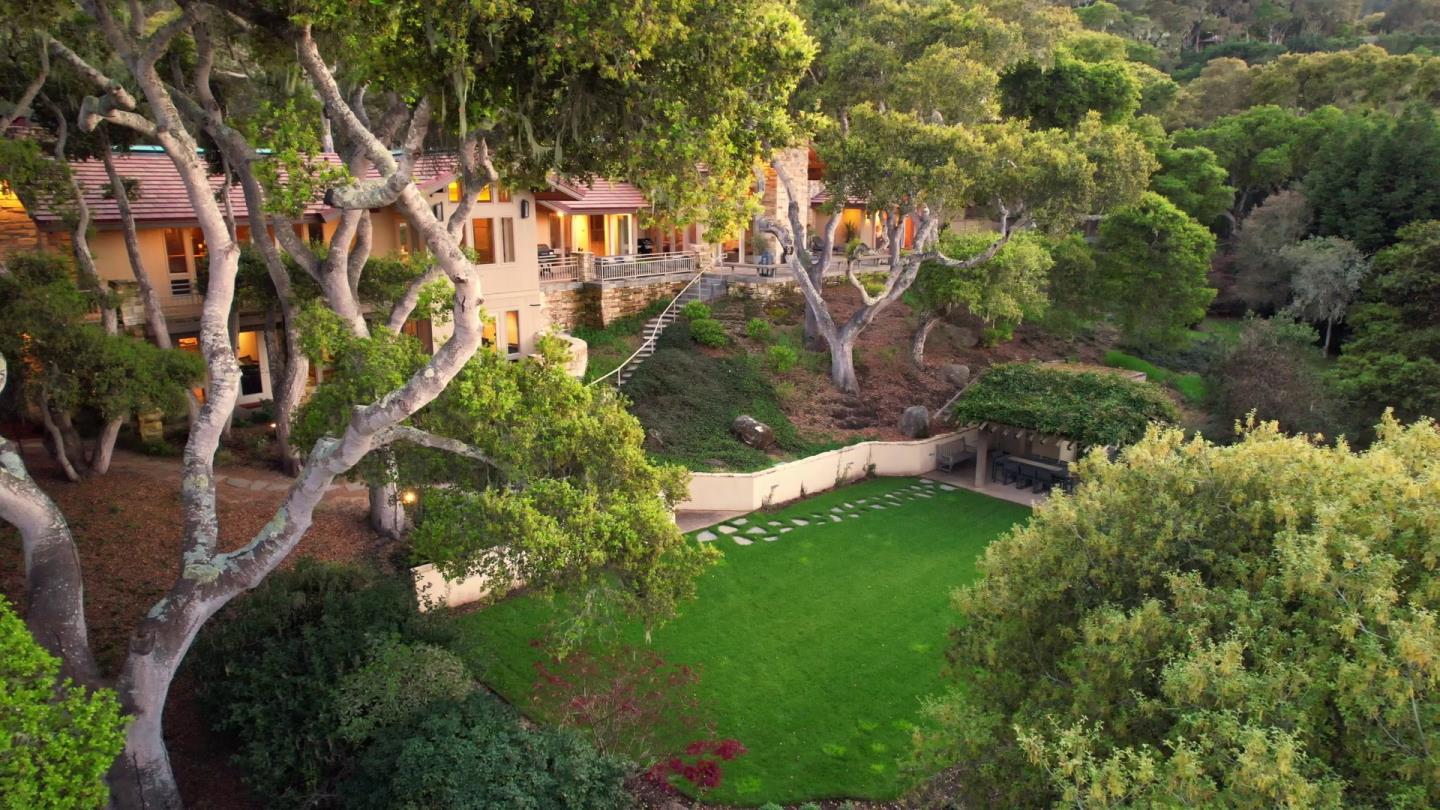 Detail Gallery Image 32 of 42 For 5466 Quail Way, Carmel,  CA 93923 - 5 Beds | 5/3 Baths