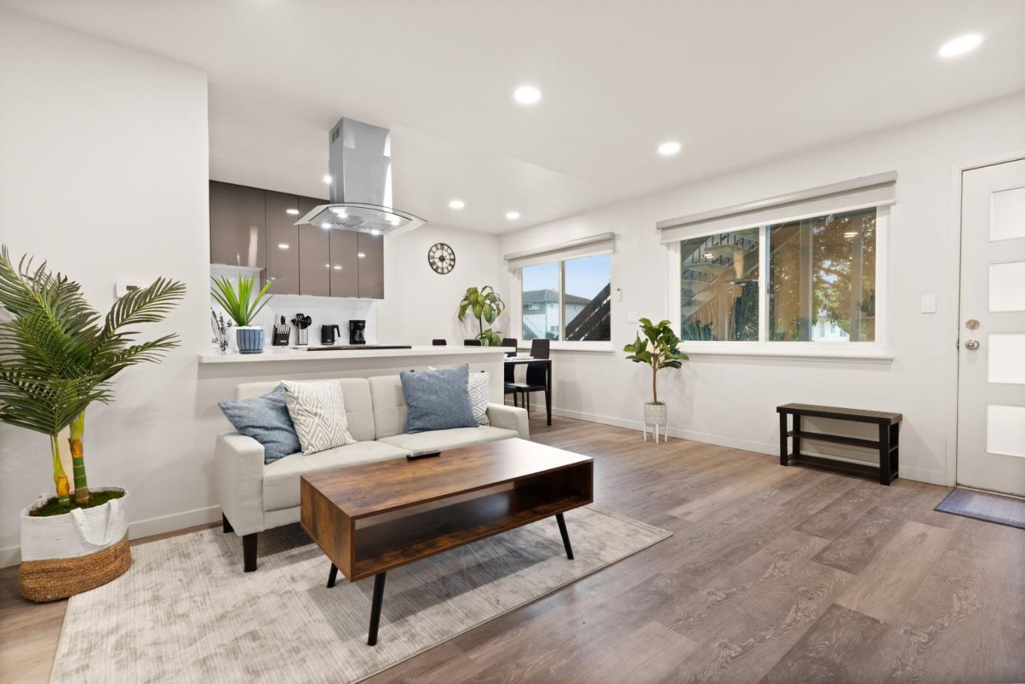 Detail Gallery Image 11 of 20 For 430 Dunster Dr, Campbell,  CA 95008 - – Beds | – Baths