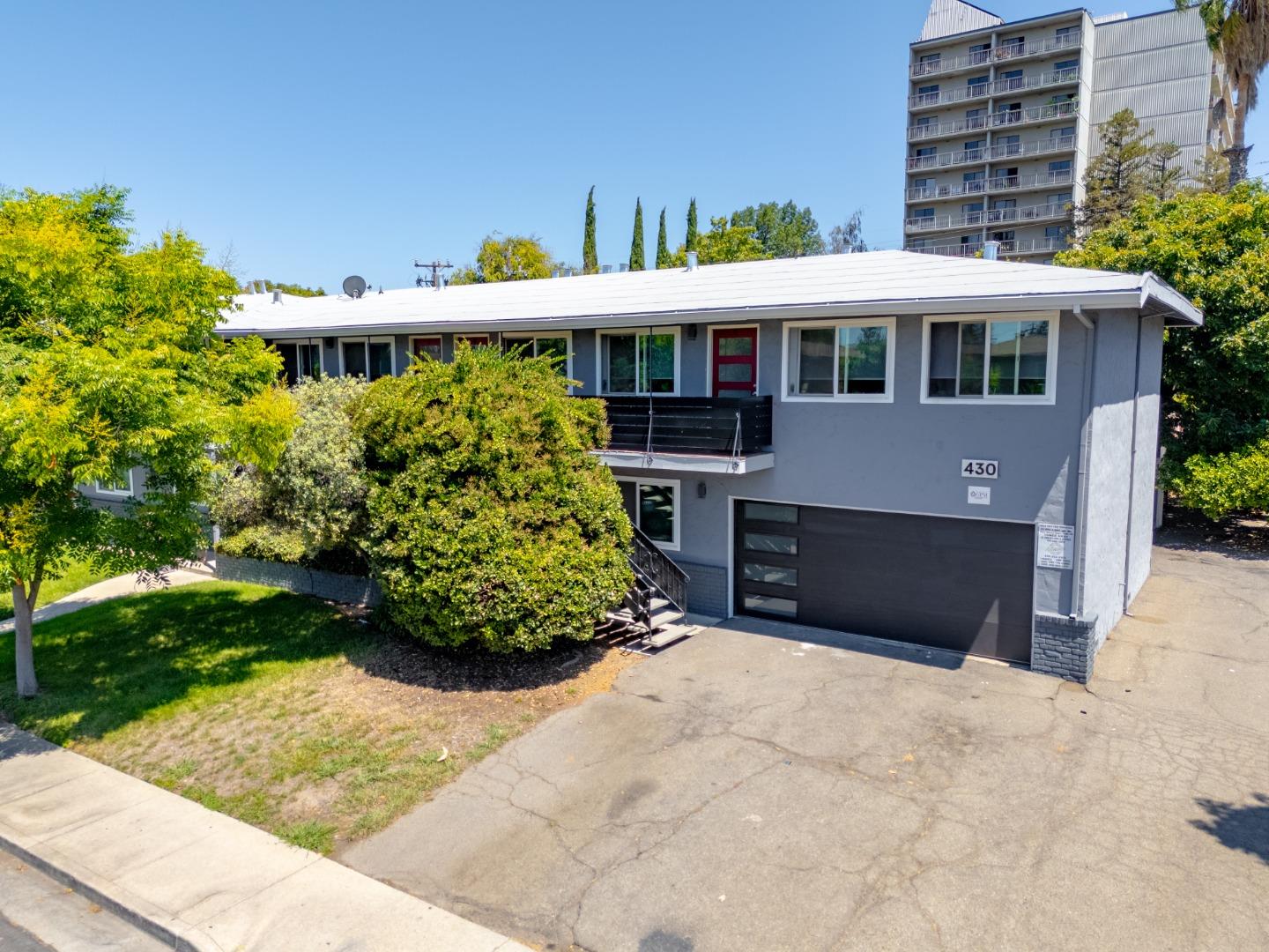 Dunster, Campbell, CA, 95008