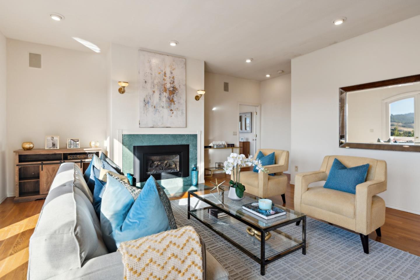 Detail Gallery Image 3 of 49 For 112 Sunset Ter, Scotts Valley,  CA 95066 - 4 Beds | 3/1 Baths