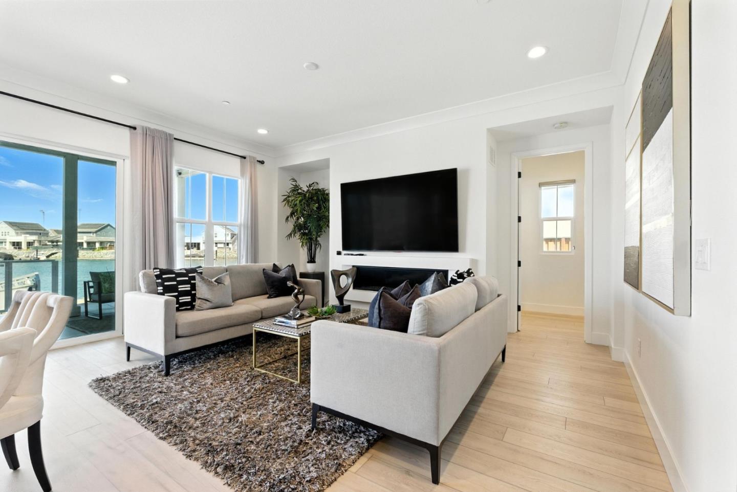 Detail Gallery Image 4 of 110 For 467 Halcyon Pl, Bethel Island,  CA 94511 - 4 Beds | 4/1 Baths